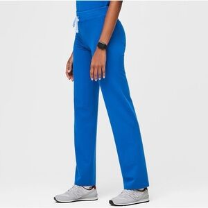 Figs Women’s Royal Blue Livingston Basic Scrub Pants. Size Medium